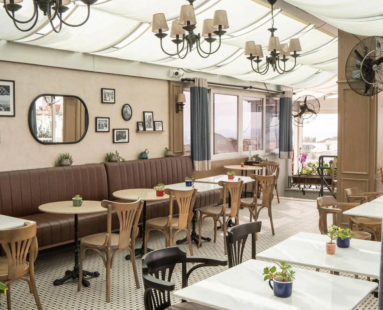 Hotel Niles Istanbul